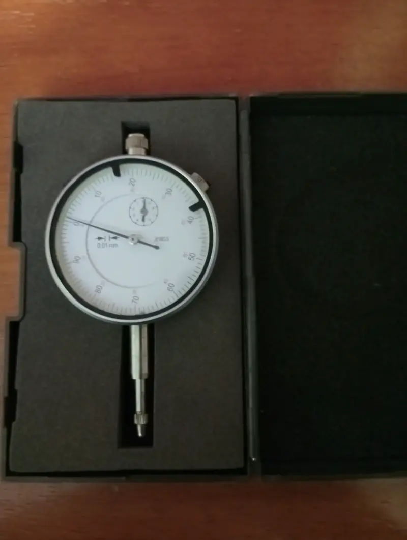 Reloj comparador de precisión