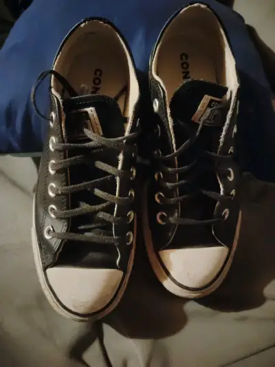 Zapatillas negras de lona - miniatura 1