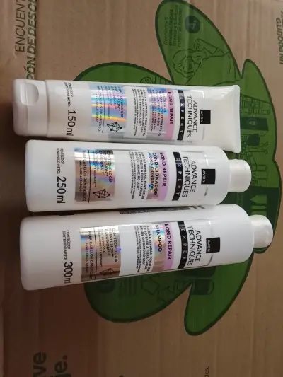 Set de cuidado capilar Avon - miniatura 1