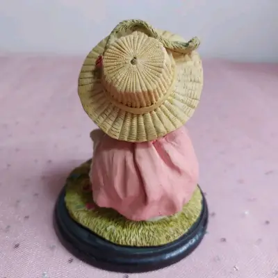 Figura coleccionable pato y niño - miniatura 2