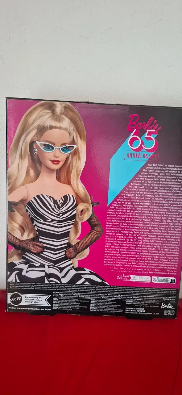 Muñeca Barbie 60 Aniversario - 2