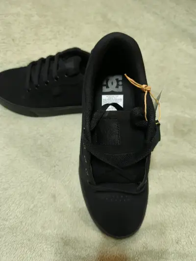 Zapatillas negras DC talla 42 - miniatura 1