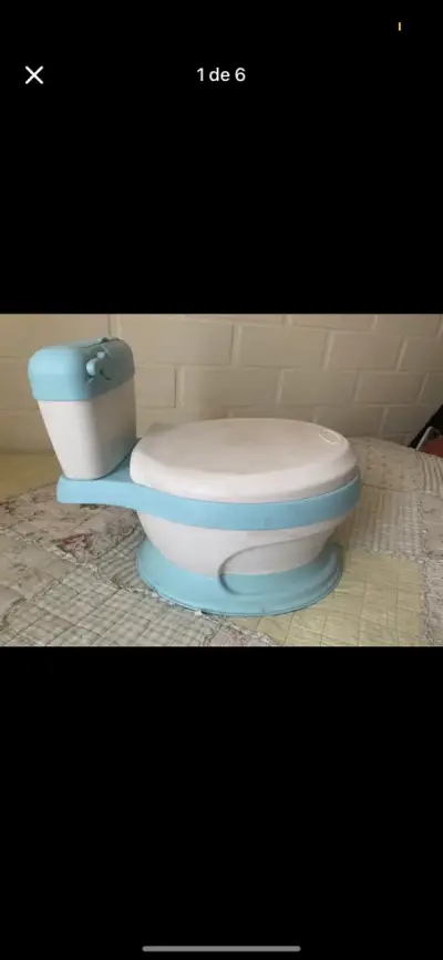 Baño infantil con tanque azul - miniatura 1