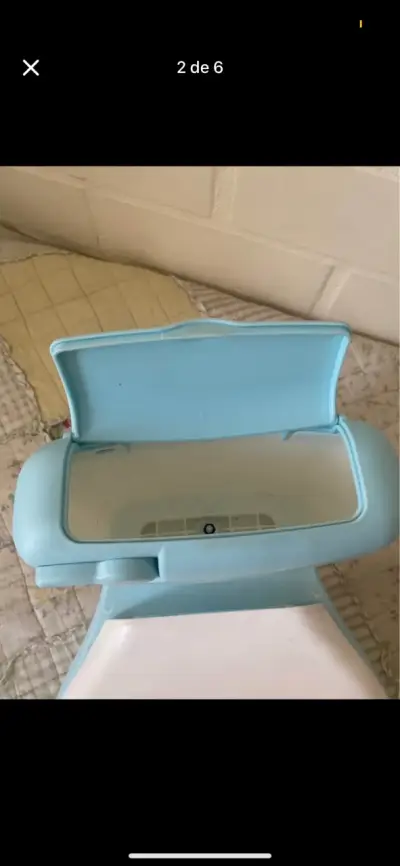 Baño infantil con tanque azul - miniatura 2