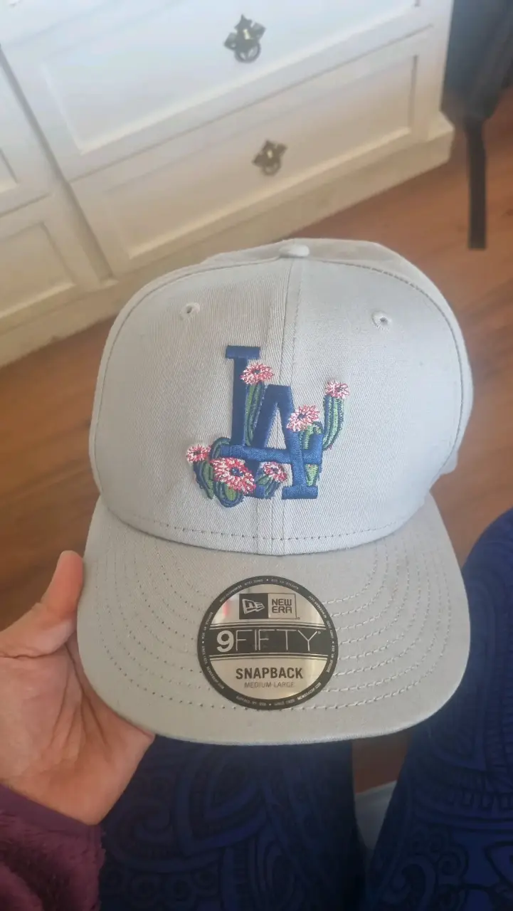 Gorra gris bordado LA cactus - 1