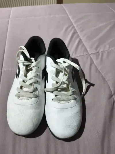 Zapatillas deportivas blancas Lotto - miniatura 2