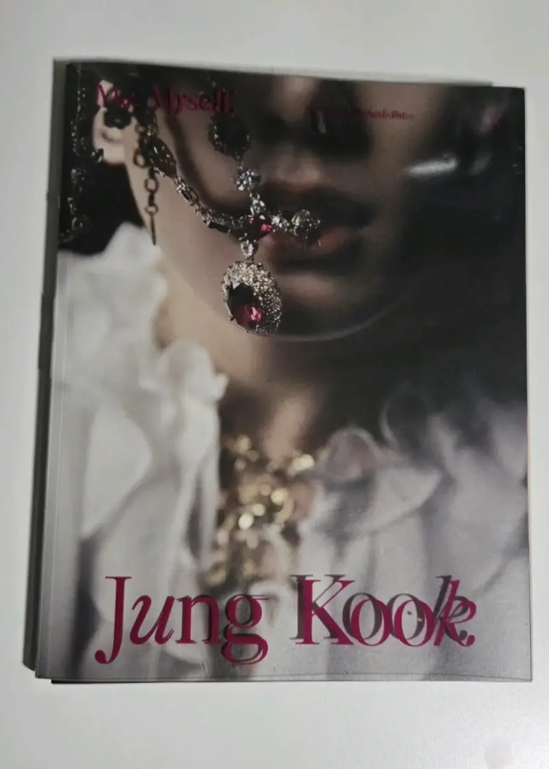 Album de fotos "ME, MYSELF AND JUNGKOOK" - 1