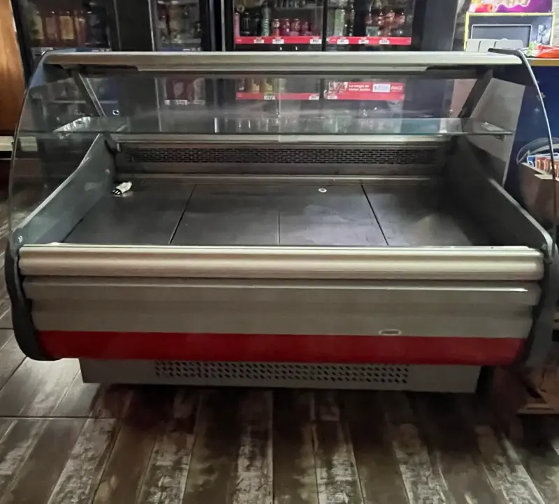 Vitrina refrigerada usada - 1
