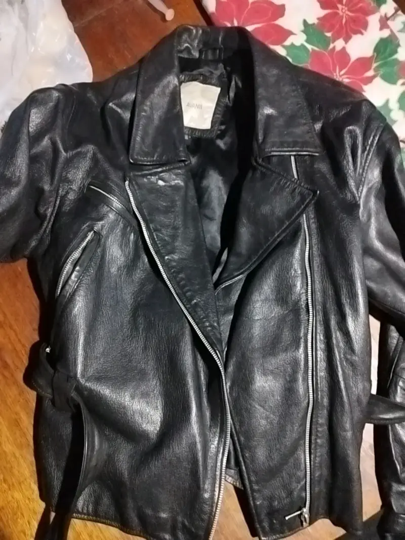 Chaqueta de cuero negra con cierre - 2