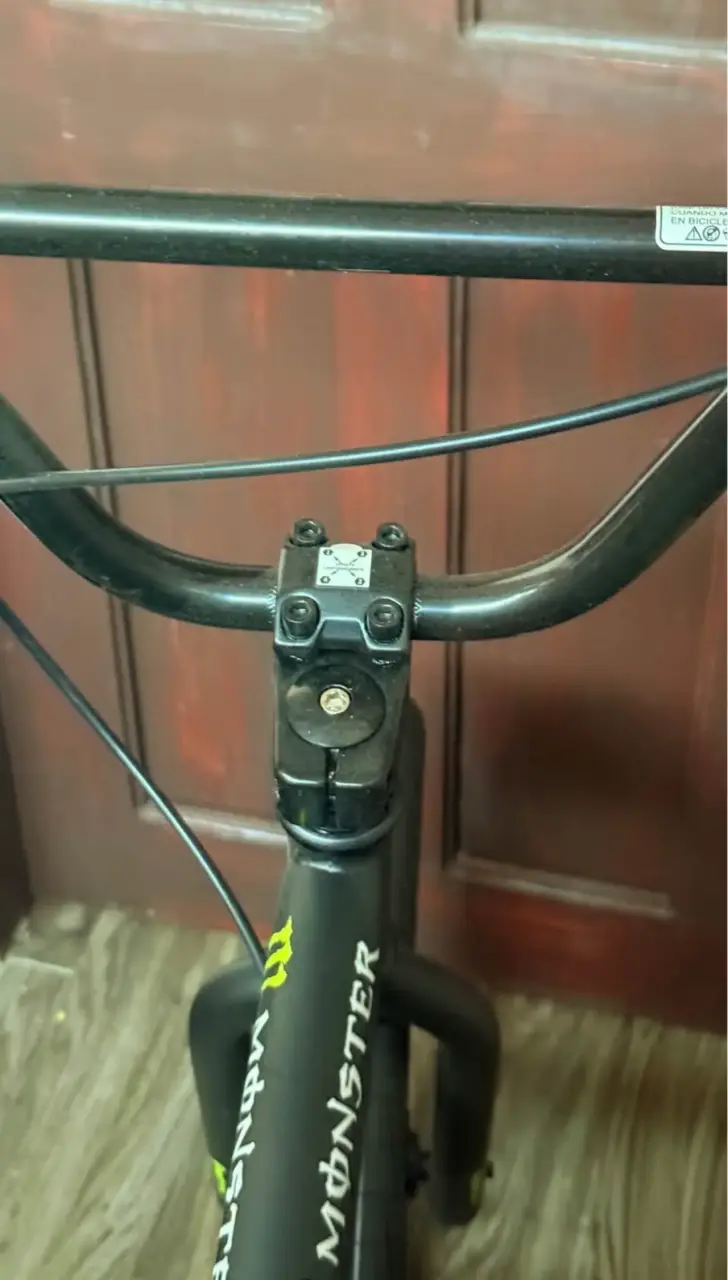 Bicicleta BMX Monster negra - 3
