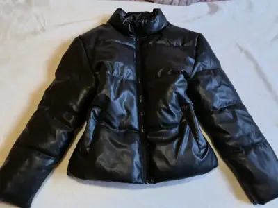 Chaqueta acolchada negra - miniatura 2