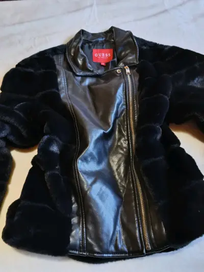 Chaqueta negra Guess con paneles - miniatura 3