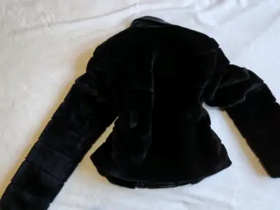 Chaqueta negra Guess con paneles - miniatura 10