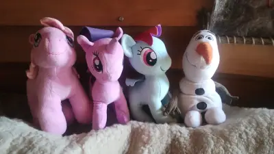 Variedad de peluches - miniatura 5