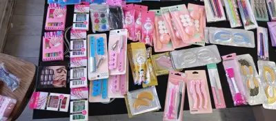 Set de pinzas para uñas rosa - miniatura 5
