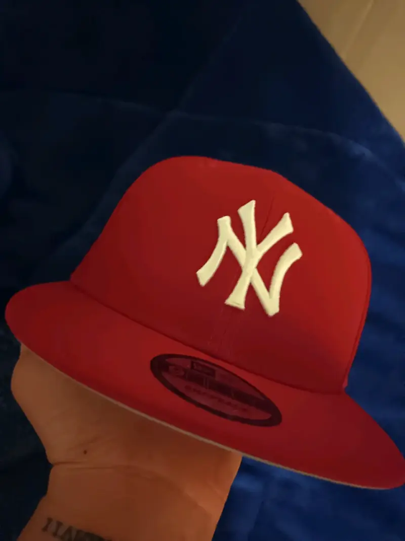 Gorra roja new era original - 1