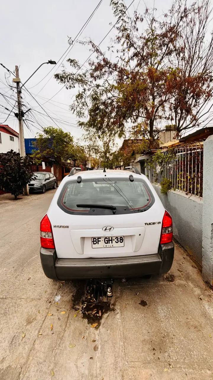 SUV Hyundai Tucson 2008 - 6