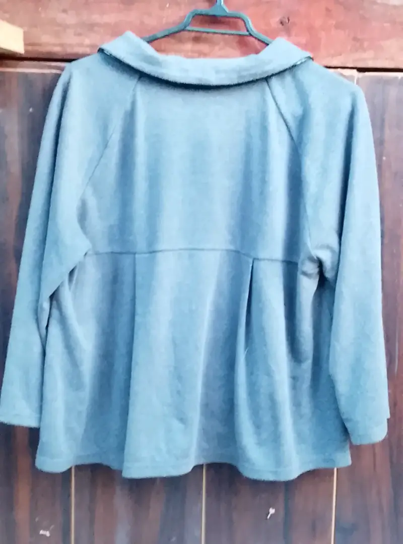 Blazer gris con cuello Peter Pan - 2