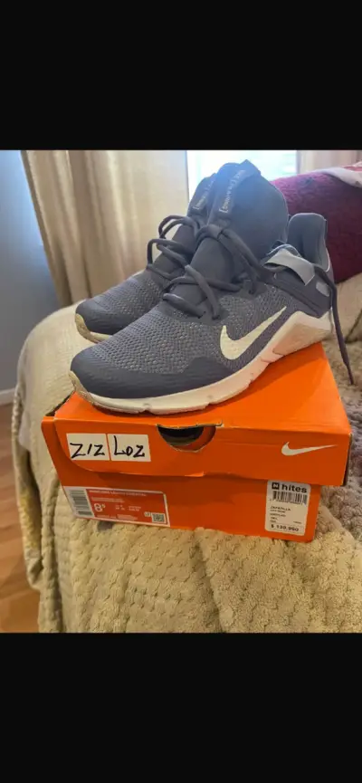 Zapatillas Nike grises - miniatura 1