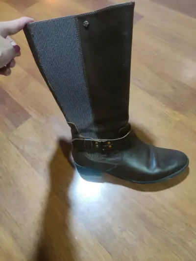 Bota de cuero color marrón - miniatura 1