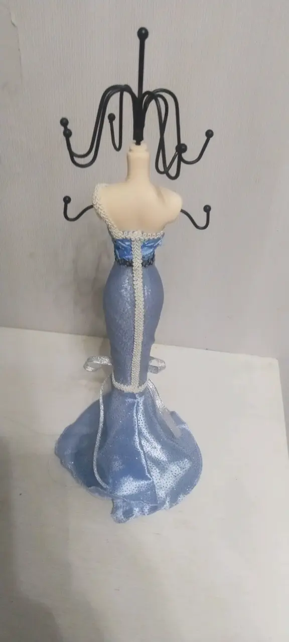 Joyero maniquí decorativo azul - 2
