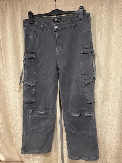 Pantalones cargo grises - miniatura 1