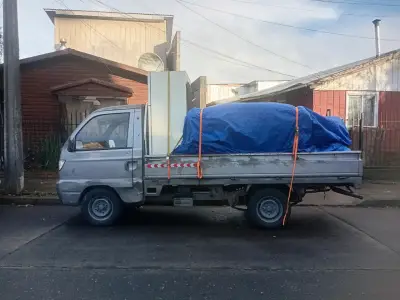 Camioneta de carga con moto fletes y mudanza - miniatura 2