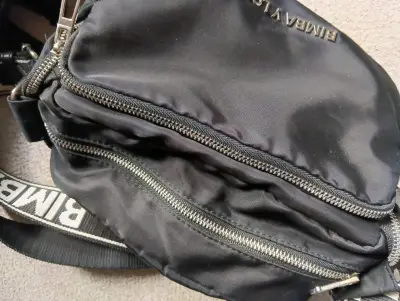 Bolso negro Bimba y Lola - miniatura 1