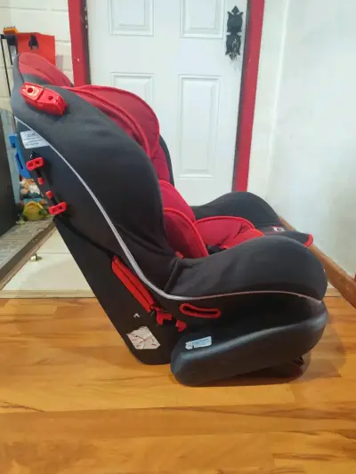 Silla de auto Bebesit GTI roja - miniatura 2
