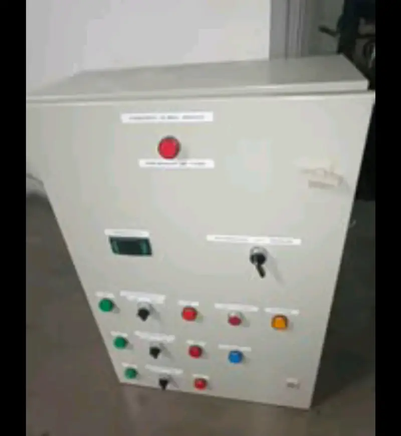 Panel de control eléctrico - 1