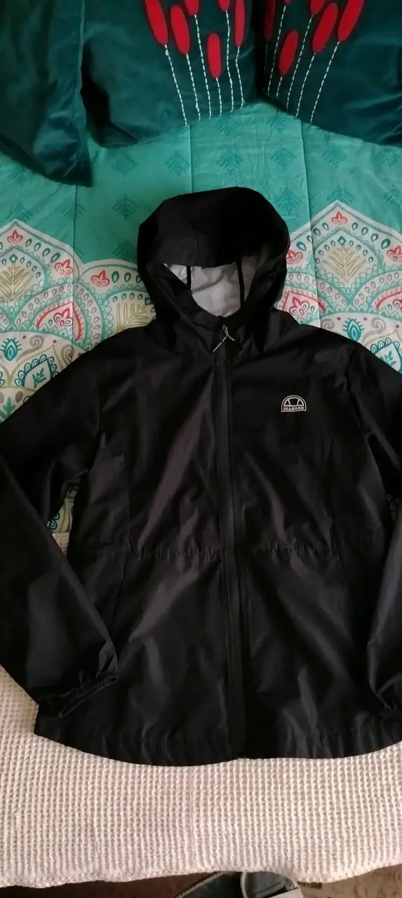 Cortaviento impermeable negra Ellesse - 1