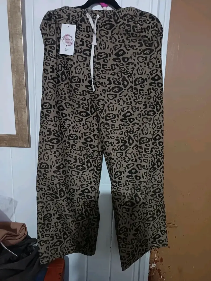 Pantalón animal print café, negro, café oscuro - 1