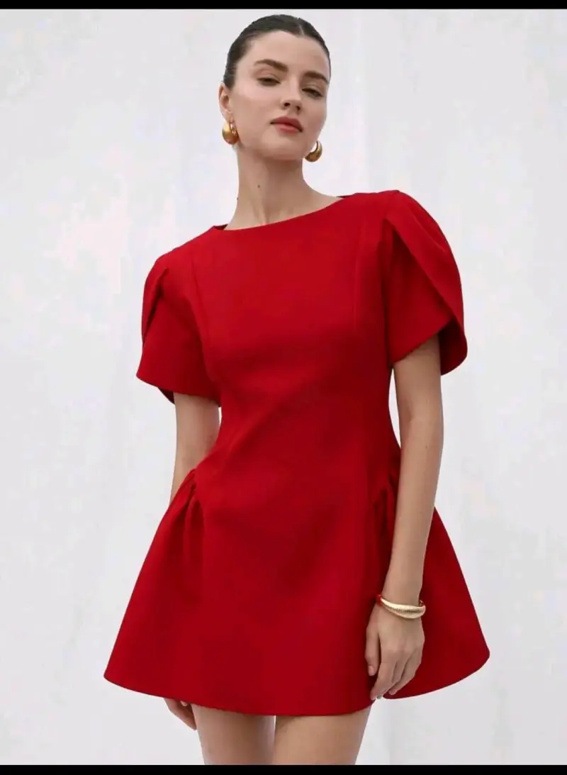 Vestido rojo elegante - 1