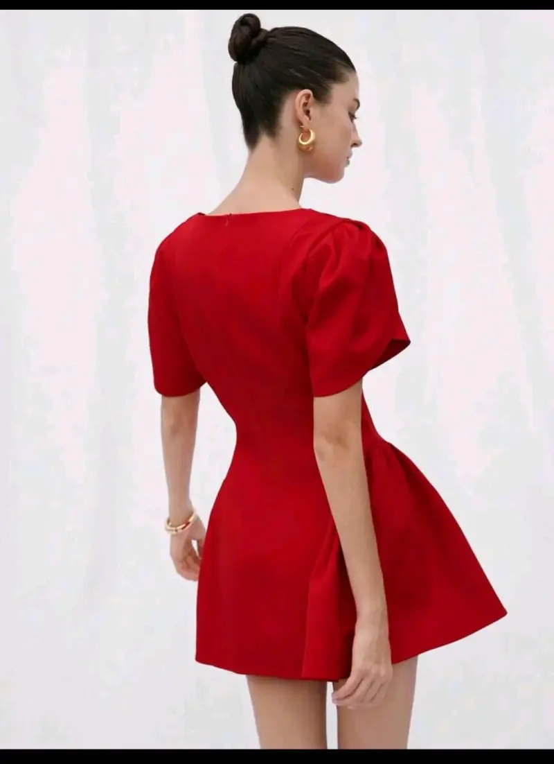 Vestido rojo elegante - 3