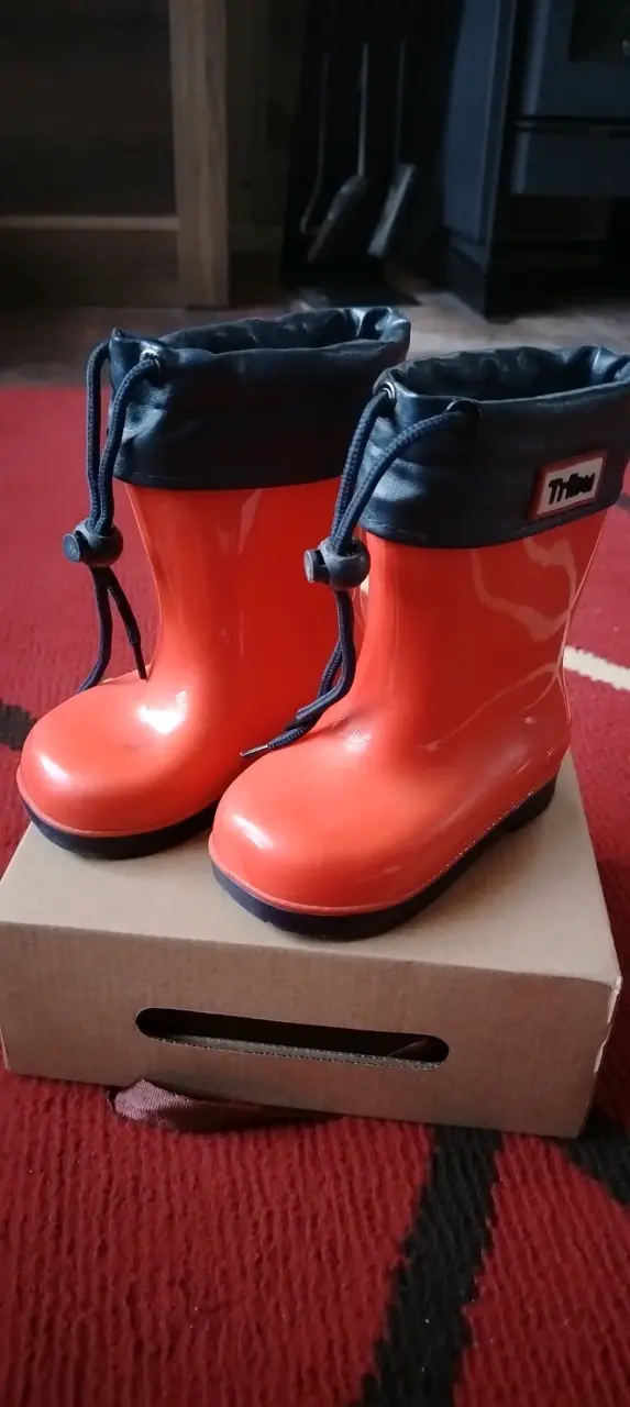 Botas de lluvia infantiles rojas - 1