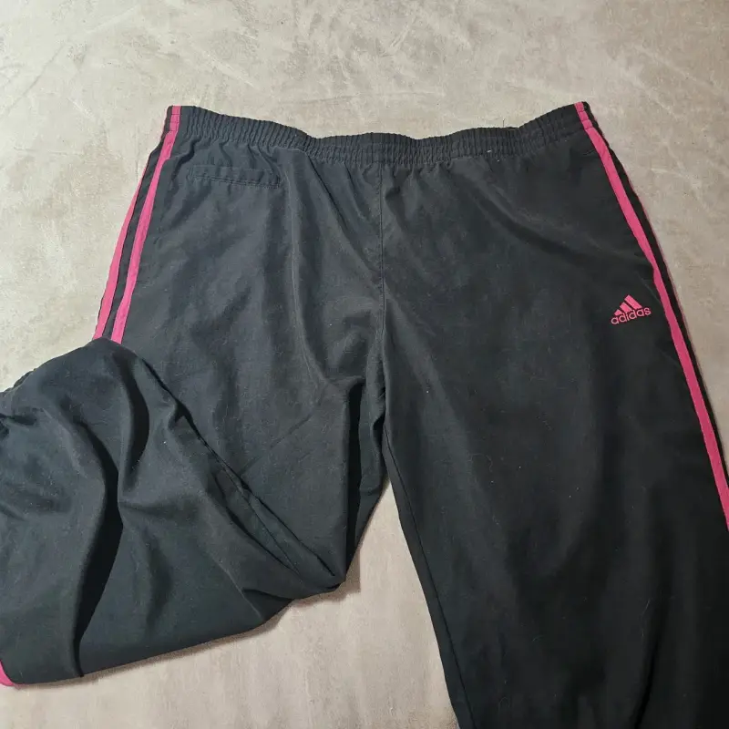 Pantalones deportivos negros Adidas - 1