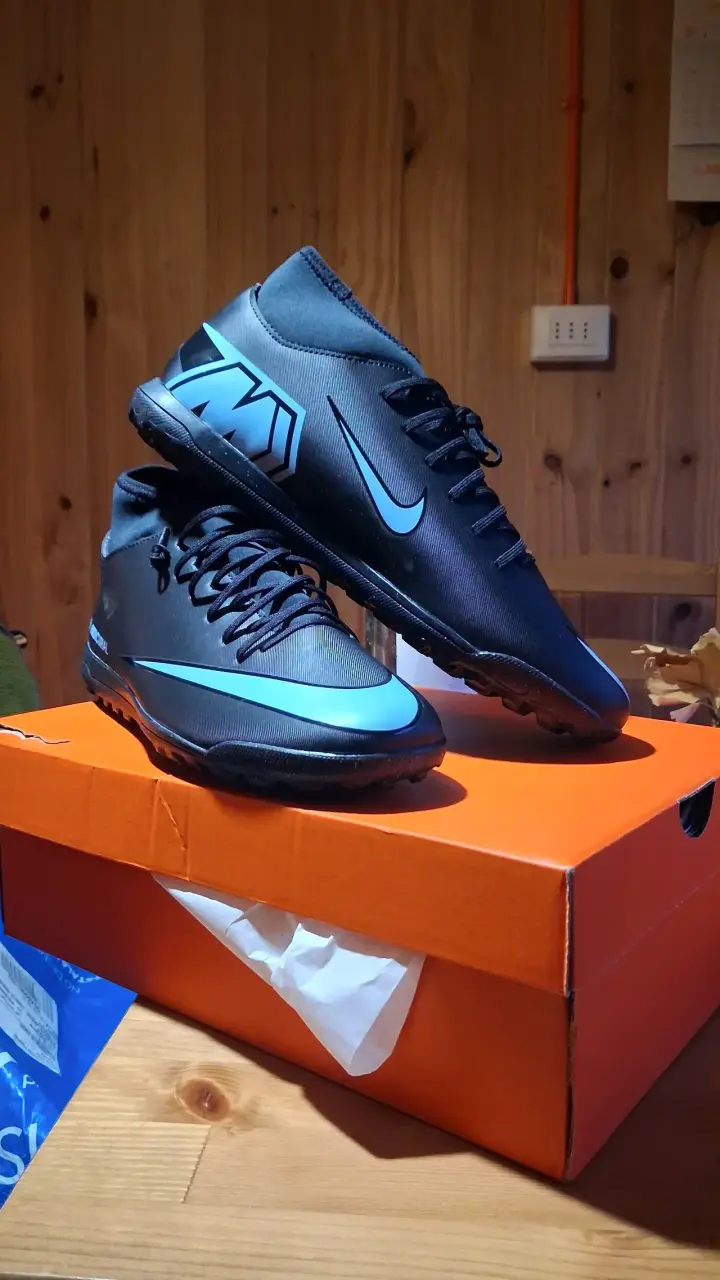 Zapatillas deportivas negras y azules 30 centímetr - 4
