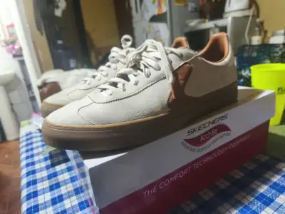 Zapatillas Skechers blancas - miniatura 2