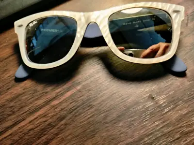 Gafas de sol Wayfarer blancas - miniatura 1