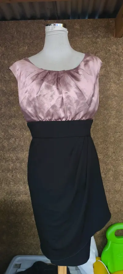 Vestidos casuales o semi formales - miniatura 3