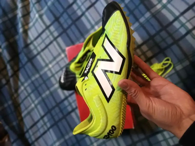 zapatillas de clavos para atletismo - 3