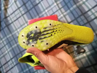 zapatillas de clavos para atletismo - miniatura 5
