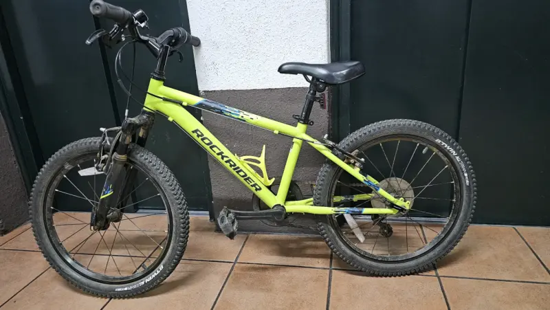 Bicicleta Rockrider aro 20 (para 8 años)
