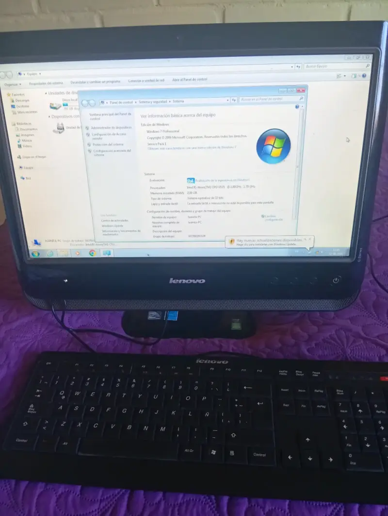 Computador Lenovo 19 pulgadas - 2