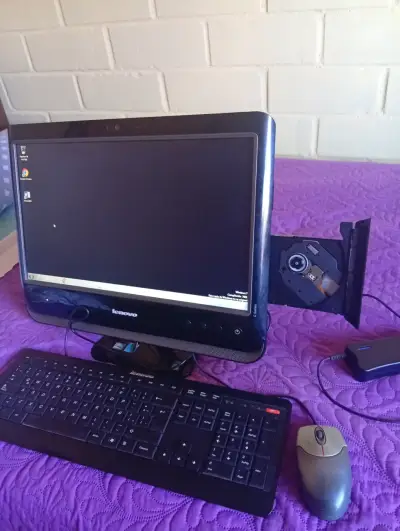 Computador Lenovo 19 pulgadas - miniatura 6