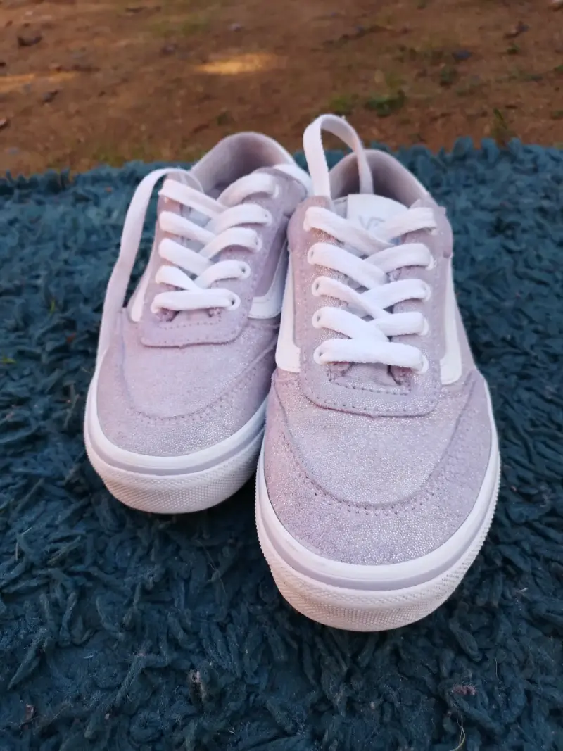 Zapatillas casuales rosas brillantes