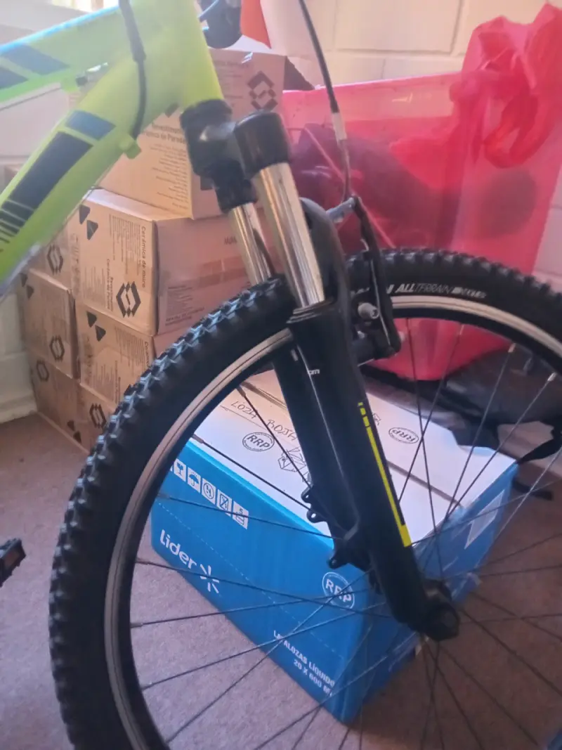 Bicicleta Rockrider amarilla aro 24 - 2