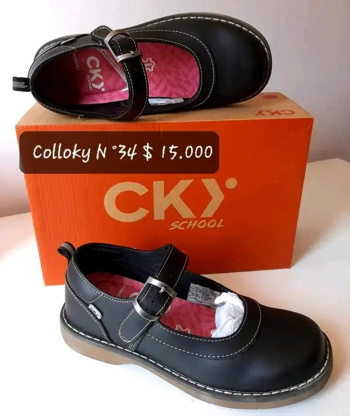 Zapatos escolares negros Colloky. Talla 34