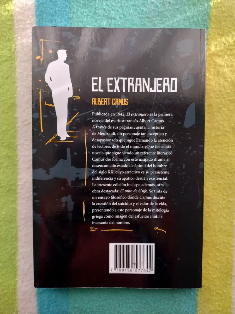 Libro El Extranjero de Albert Camus - 2