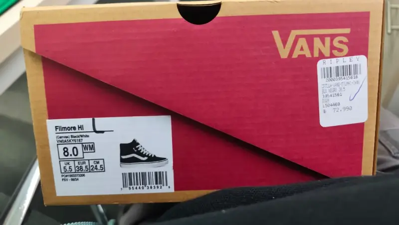 Vendo zapatillas Vans nuevas talla 38,5 - 5